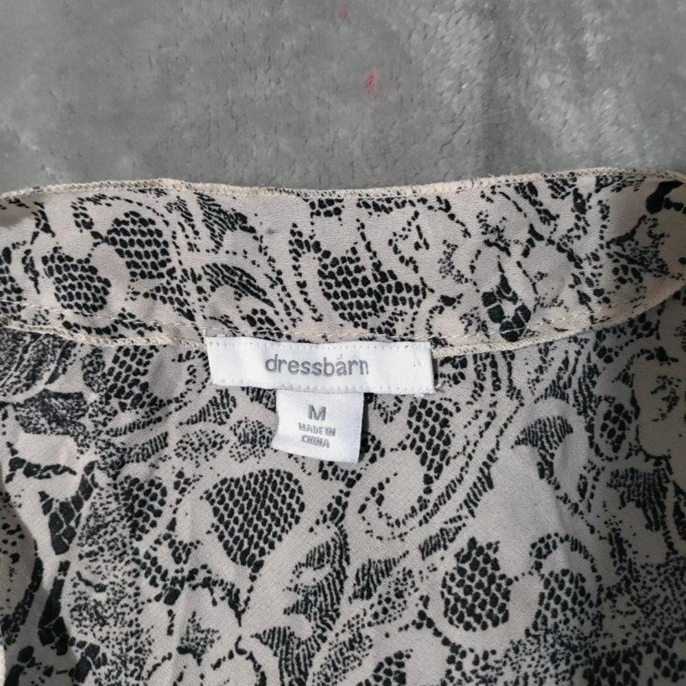 Dressbarn Faux Lace Print Bell Sleeve Semi Sheer Blouse Womens Size M